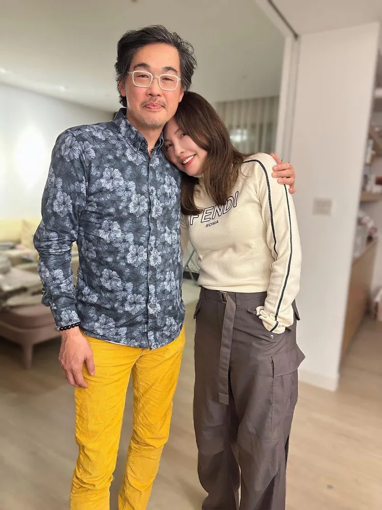 何如芸開心與老友敘舊。翻攝何如芸臉書