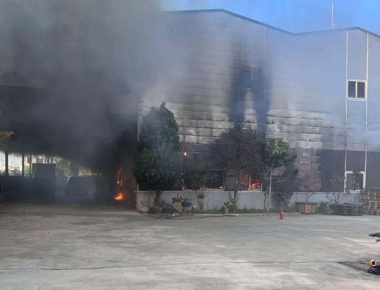 現場火勢。新竹縣消防局提供