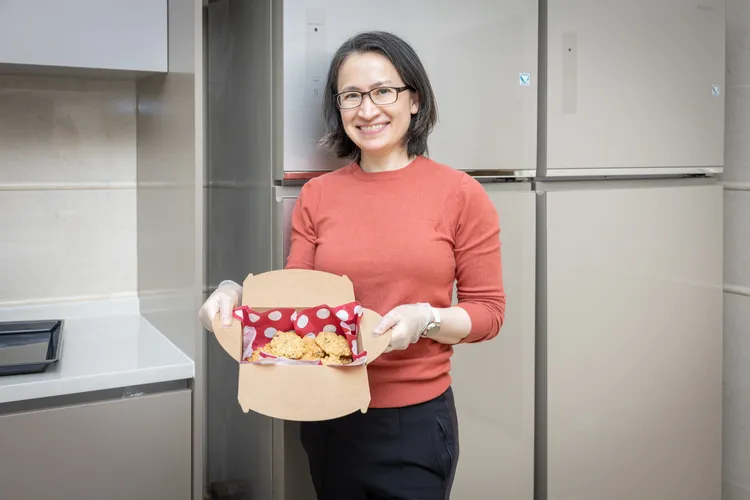 小時候在幫外婆的時候，就是篩麵粉或是打奶粉。總統府提供