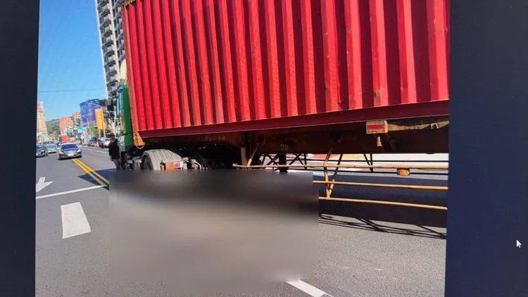 車禍現場。蘆竹警分局提供