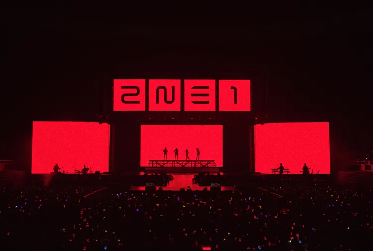 2NE1霸氣登場。Live Nation Taiwan提供