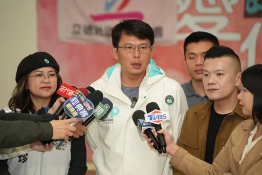 2026台中藍白合? 黃國昌給答案了