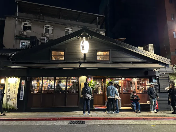 羅志祥到「吳留手」居酒屋找友人吃串燒拜年。特勤中心攝