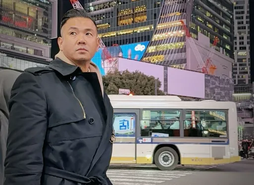 陳建州現身東超球場 被問大S病逝他堅強應對