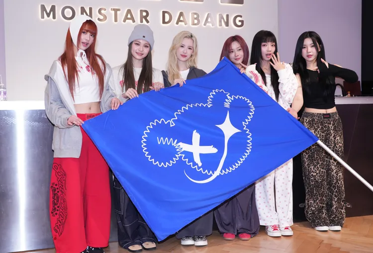 幻藍小熊預告近期將赴韓國展開做鋪天蓋地宣傳。彭欣偉攝