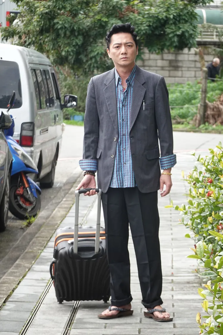 藍葦華的經典角色令人印象深刻。民視提供