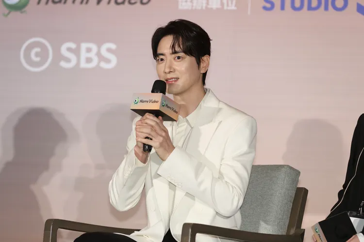 李浚赫平時也喜歡下廚。彭欣偉攝