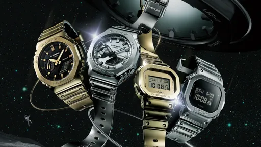 G-SHOCK端雙金屬色新作 人氣八角錶搭矽膠錶帶俐落又時髦