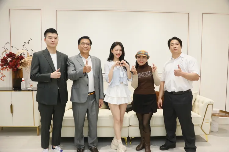 郡都集團今日舉辦「郡都巨蛋」 公開，建案成交68.8萬元打破高雄小宅新高。葉家銘攝