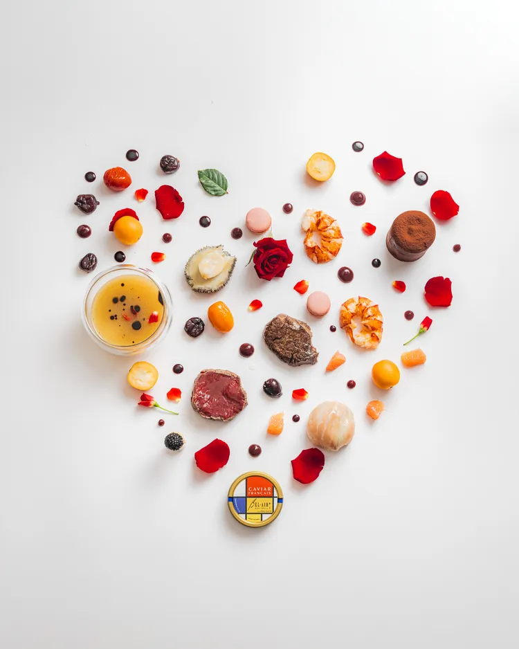 寶艾西餐廳今起(2/14)至2/16、3/14至3/16推浪漫情人餐點，每套4280+10% 元。台北君悅酒店提供