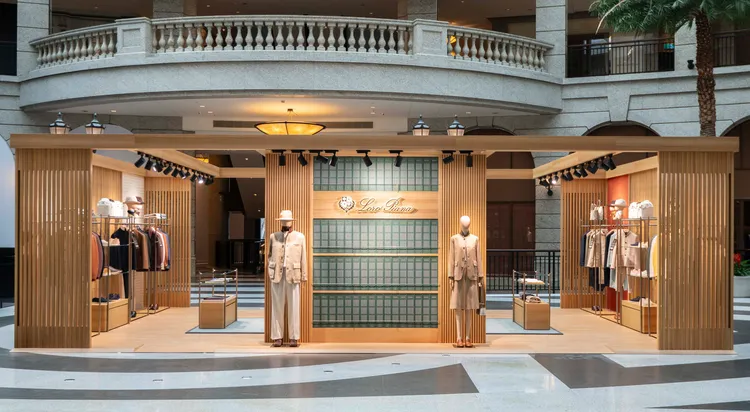 Loro Piana 100 Years期間限定店。品牌提供