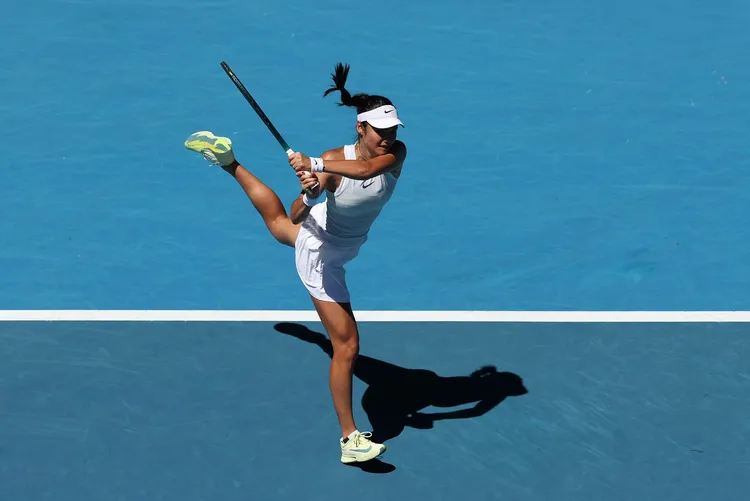 拉杜卡努最終這場比賽以6：7、4：6，輸給對手穆霍娃。翻攝自拉杜卡努臉書