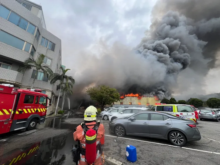 現場救災。新竹縣府提供