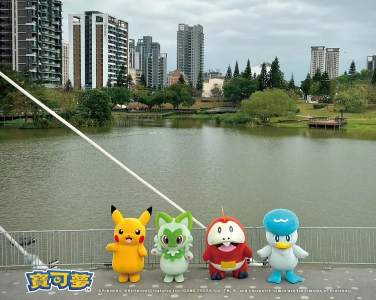 台灣燈會A19區的「光臨千塘國」燈區中有寶可夢。桃園市政府提供