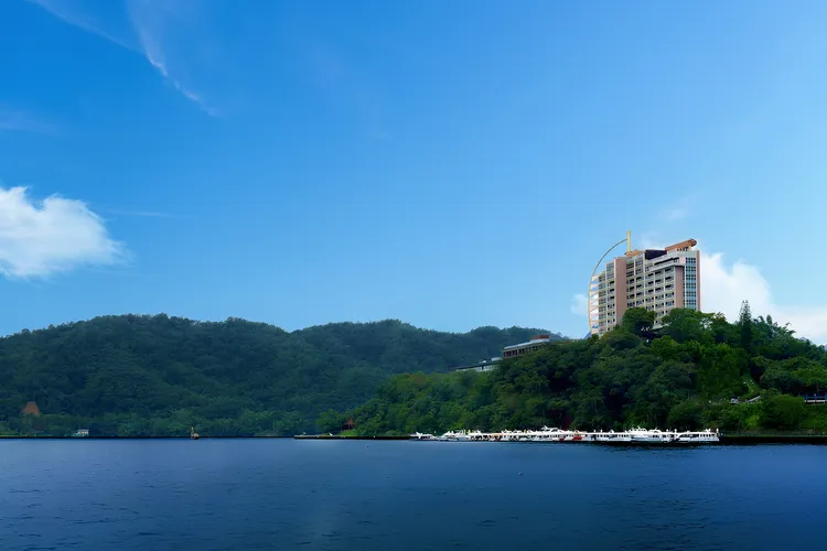 漢來飯店斥資15億元打造位於日月潭畔的漢來日月行館。品牌提供