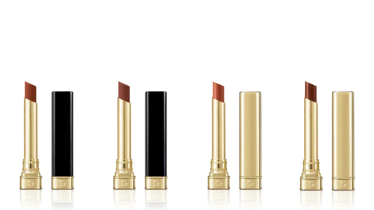 Dolce & Gabbana（左起）唯我絲絨霧光唇膏#1981、#31.05，以及唯我絲緞釉光唇膏#1981、#26.07，各1550元。品牌提供