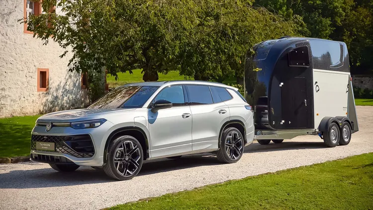 換上GTI心臟後，三款車型的拖曳能力也有所提升，Tiguan和Passat的最大拖曳重量來到2,200公斤，而Tayron更達到2,500公斤。原廠照片