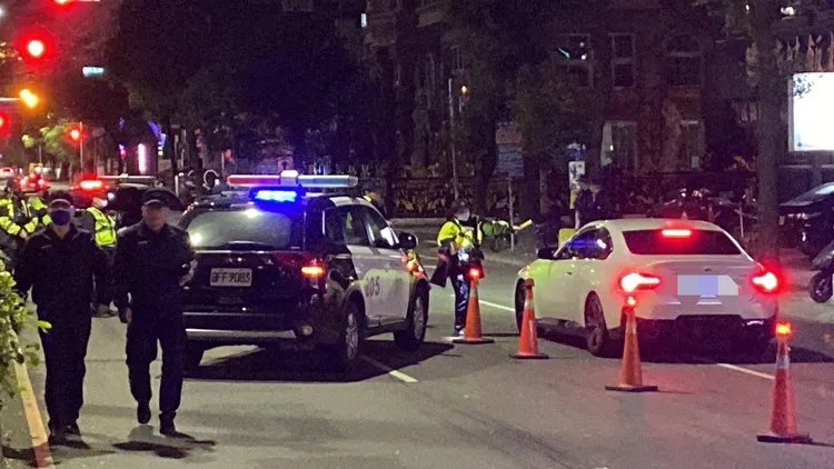 新竹縣警局擴大臨檢。新竹縣警局提供