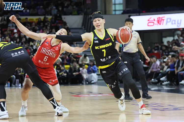 林書豪(右)。TPBL
