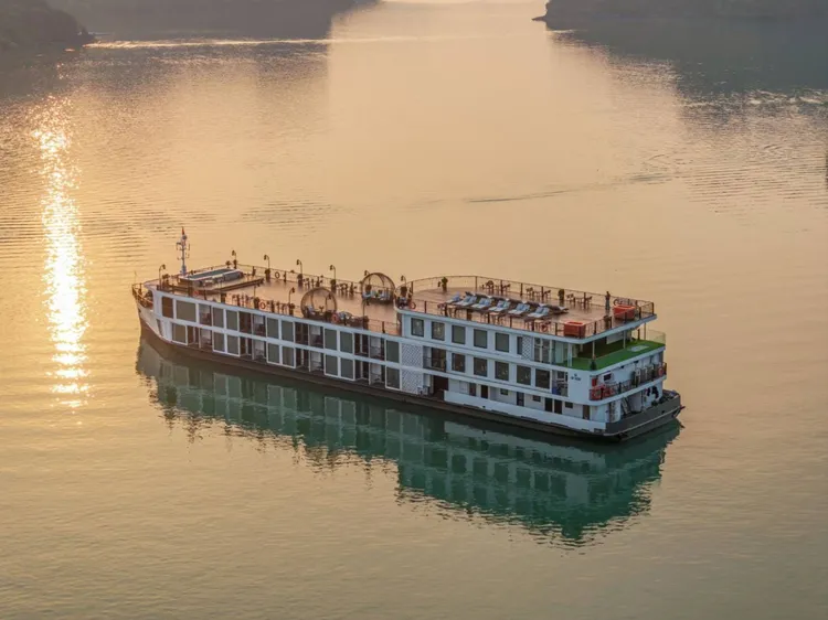 雄獅旅遊將推北越新玩法，暢遊北越河內蘭夏灣。INDOCHINE GRAND提供