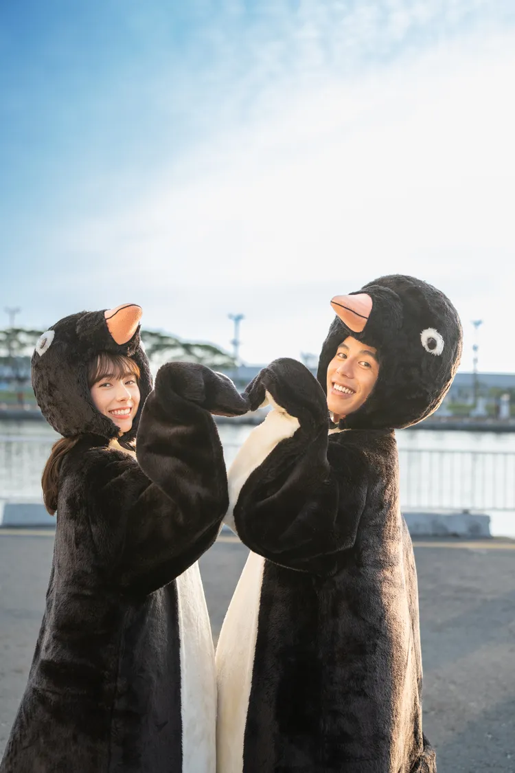 林奕嵐和詹懷雲穿企鵝裝。台北双喜提供