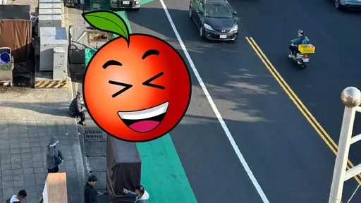 墾丁大街行人專用道太狂 網友見照片笑翻:哪位非神人的傑作?