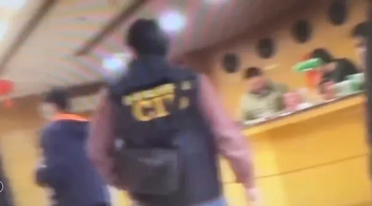 轄區警五分局前天上門查緝。民眾提供