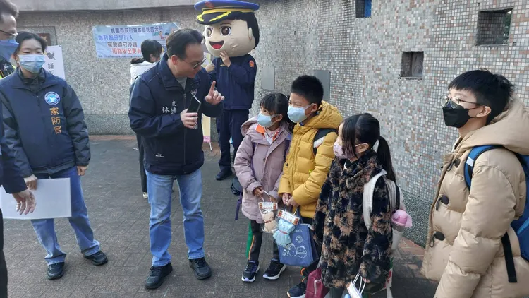 桃園警分局婦幼及交安宣導。桃園警分局提供