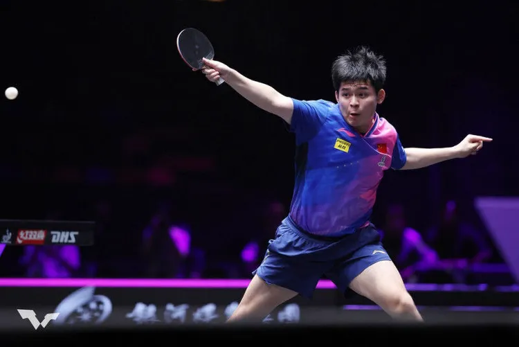 林詩棟成為最年輕球王。翻攝WTT官網