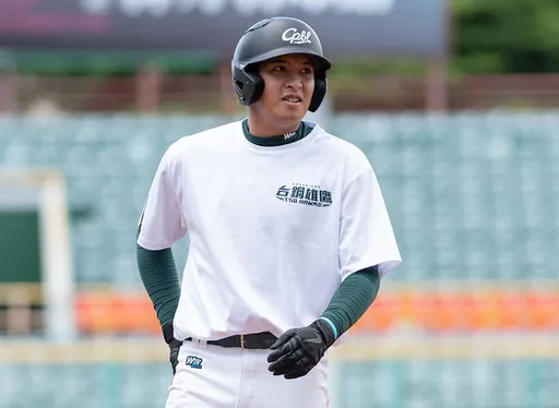 陳子豪表弟、棒球好手賴丁誌車禍過世!得年21歲