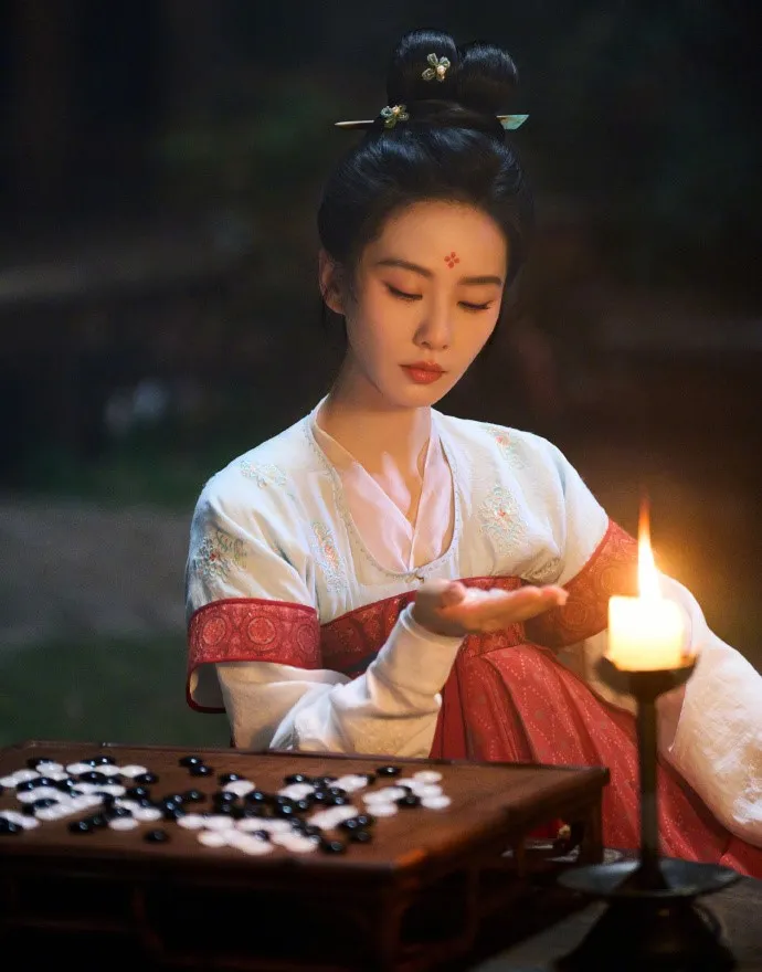 劉詩詩的古裝扮相向來沒話說。翻攝劉詩詩微博