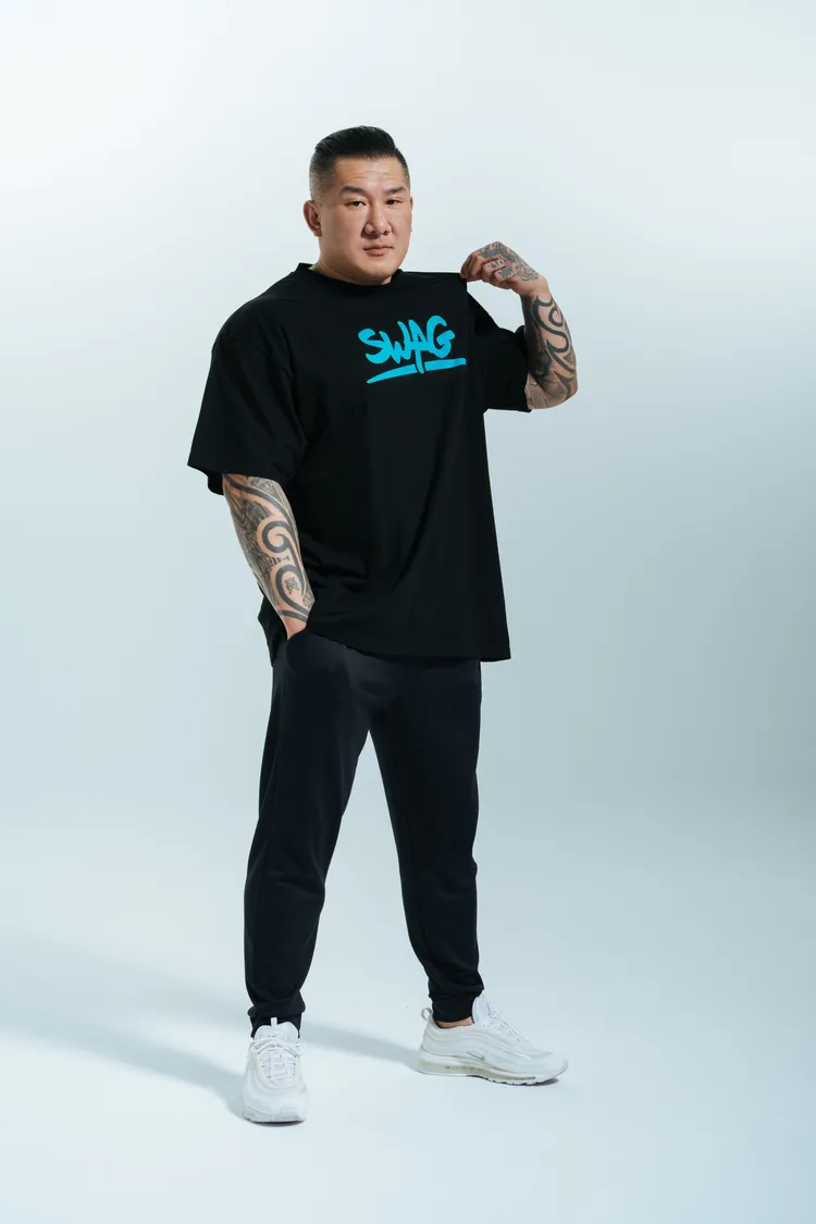 館長加入SWAG。SWAG提供