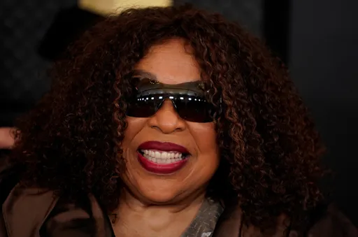 葛萊美傳奇女聲辭世 她唱紅的「經典名曲」你一定聽過