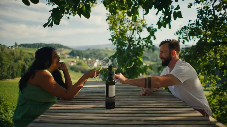 奈許（左）對伴侶雅各比的記憶，每天都得重頭來過。翻攝NY Post