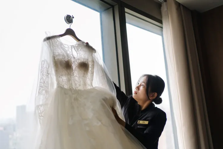 台北遠東香格里拉提供從文定儀式的傳統用品、新娘專屬小管家服務，到婚禮主持的細緻安排，全方位滿足新人需求，打造難忘婚禮時刻。台北遠東香格里拉提供