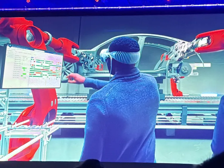 透過Apple Vision Pro可以將設計直接呈現在眼前。趙筱文攝