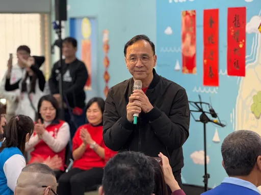 黃國昌高票當選台灣民眾黨主席　朱立倫發聲了