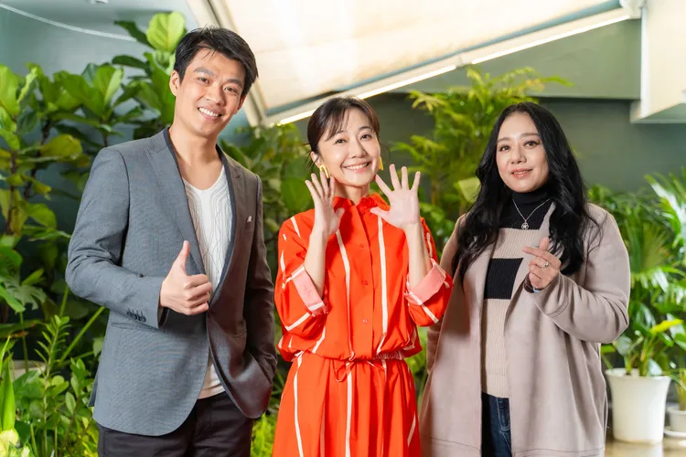 大愛劇《生日快樂》上檔前茶敘。楊忠穎（左起）、陳婉婷、高慧君詮釋「心蓮病房」癌症。大愛提供