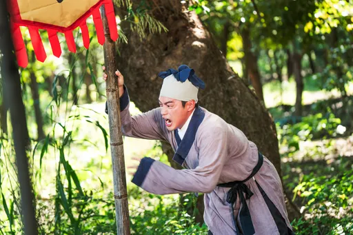 許孟哲當臨演中刀25秒才死 太拖戲慘遭換角