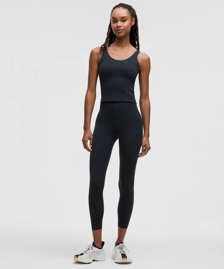 Glow Up訓練系列可以穿出自信曲線。品牌提供