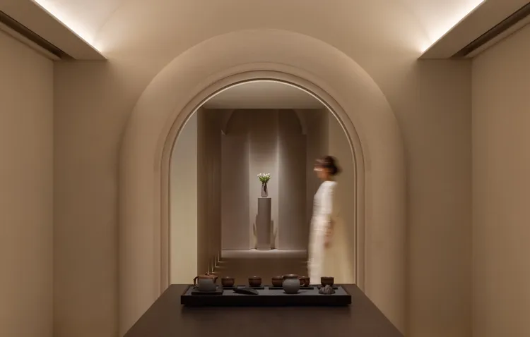 嘉佩樂水療及健身中心不僅是一處安靜的避世之地，更致力於實現身心靈的深層放鬆。業者提供