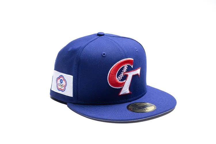 NEW ERA 5950 WBC TAIPEI台北（皇家藍），1780元。品牌提供