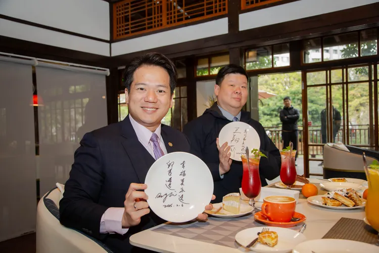 邱臣遠邀民眾來新竹賞湖光、享美食。新竹市府提供