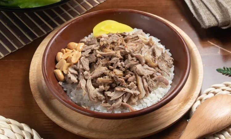 台中民眾外送發票中獎機率第一名品項為鴨肉飯。foodpanda提供