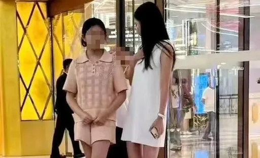 独家｜汪小菲三度抵台！马筱梅遛大S一对子女　模样曝光