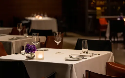 誠品行旅情人節「鍾愛|情人饗宴」 推頂級肋眼牛排、碳烤海大蝦