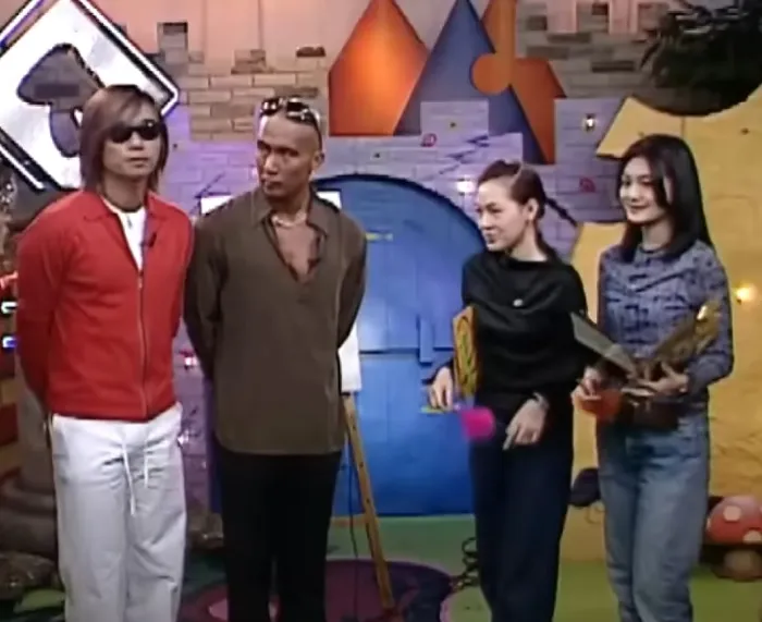 大小S當年訪問酷龍。翻攝《娛樂百分百》YT