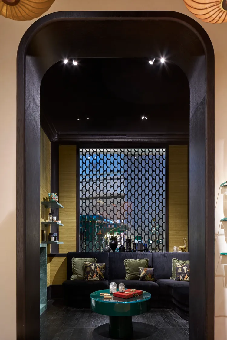 Diptyque台北101的形象旗艦店內溫暖而獨特的休息室。品牌提供