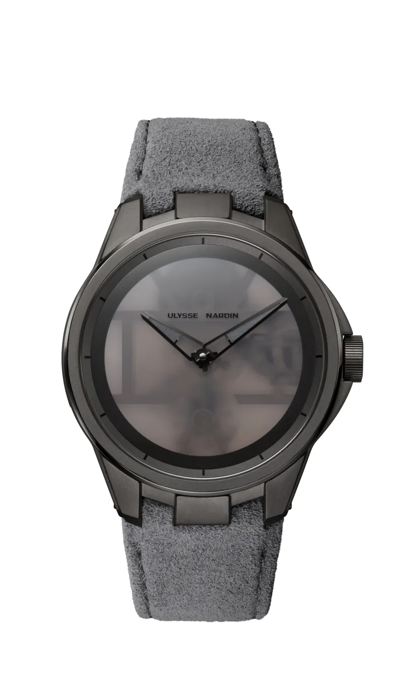 雅典BLAST[AMOUREUX PEINTRE]霜刃腕錶，42mm，碳灰色PVD鍍層噴砂鈦金屬錶殼，磨砂藍寶石水晶玻璃鏤空錶盤，灰色Alcantara歐締蘭反絨材質錶帶，品牌自製UN-371鏤空機芯，動力儲存96小時，防水深度50米，限量29只，99萬5000元。品牌提供