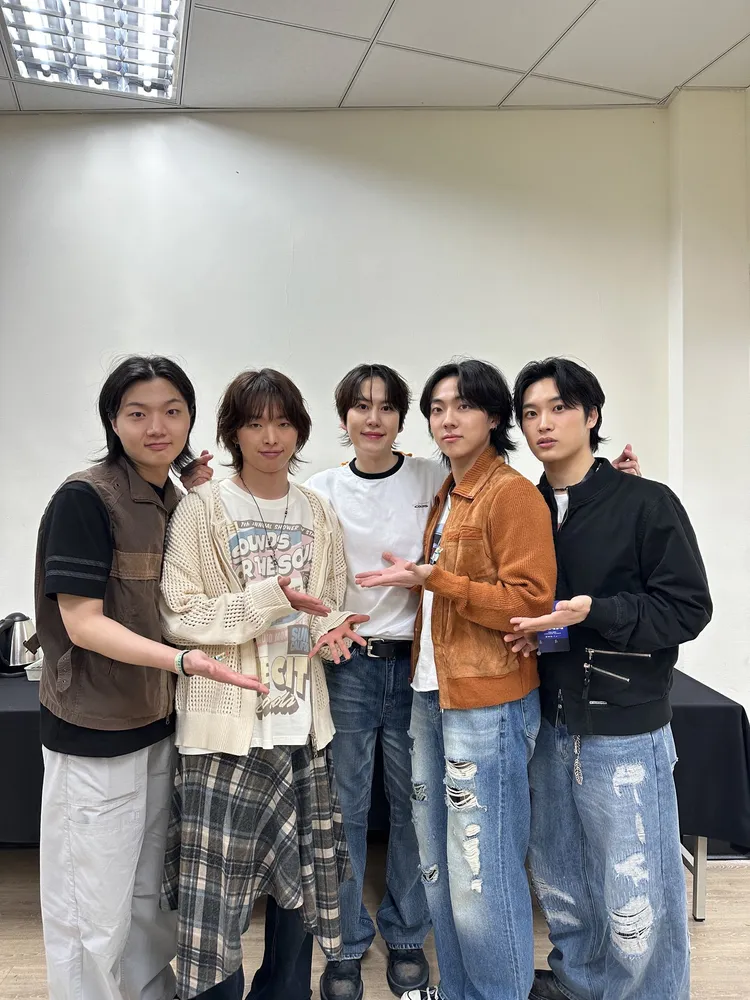 圭賢提攜後輩，找來師弟團Dragon Pony唱暖場。翻攝圭賢X（推特）